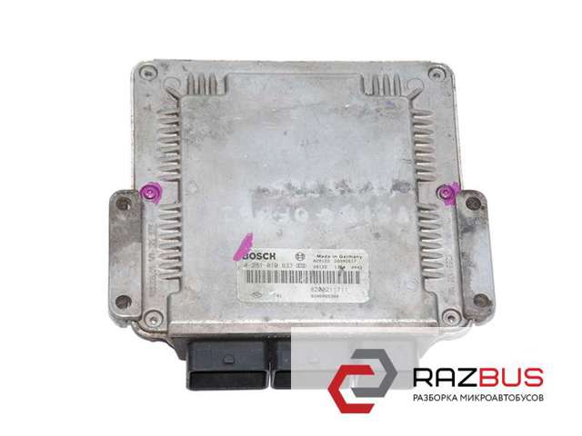 Комп'ютер двигуна 0281010637 RENAULT