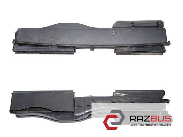 Накладка дифузора радіатора верхня 5Q0129954 VAG