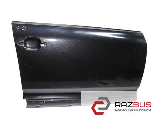 Пасажирські передні двері 7L0831056L VAG