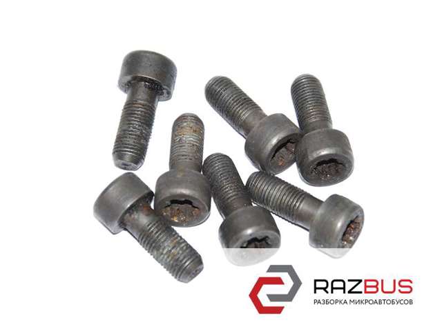 Болт кріплення маховика 8200142676 RENAULT