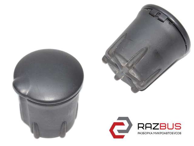 Попільничка приладової панелі "торпедо" 8200728639 RENAULT