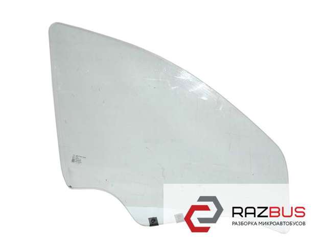 Скло передньої правої двері 8200733026 RENAULT