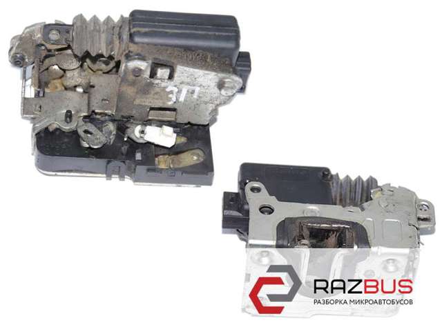 Замок задньої дверї, правої 825029556R RENAULT