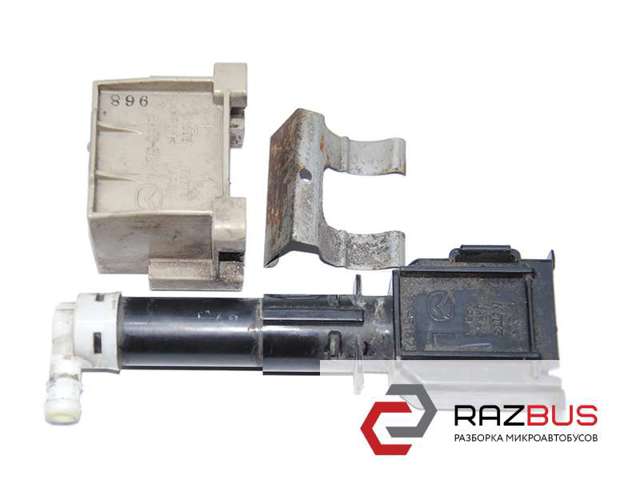 Кронштейн форсунки омивача фар NH5451829 MAZDA