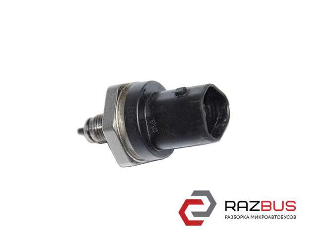 Датчик тиску масла SH0118541 MAZDA