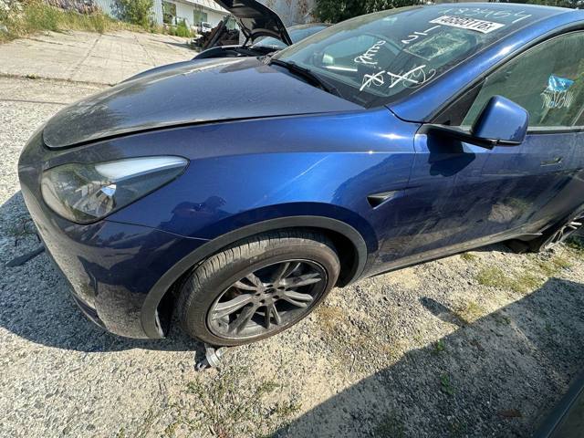 Переднє ліве крило 1493451E0B Tesla Model