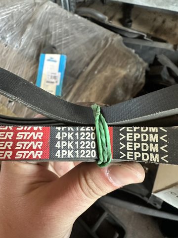 Поліклиновий ремінь 4PK1220 DONGIL