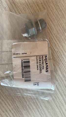 Пробка піддона двигуна 2151223001 HYUNDAI