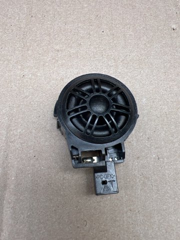 Динамік передньої двері 107974100A TESLA