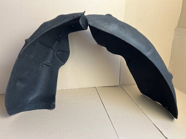 Підкрилок задній правий 108158400C TESLA