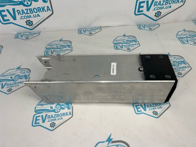 Кронштейн підсилювача переднього бампера 148746200A TESLA