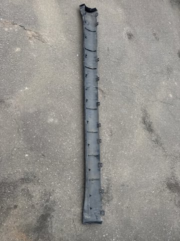 Накладка зовнішня (молдинг) порога, правий 149774400B TESLA