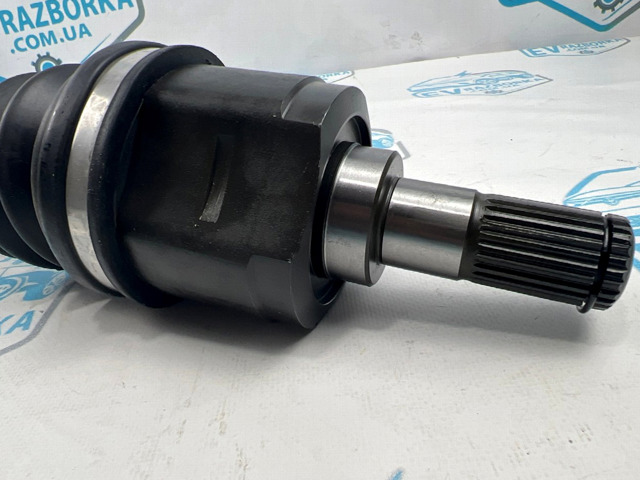 Піввісь передня ліва 495001E011 MARKET (OEM)