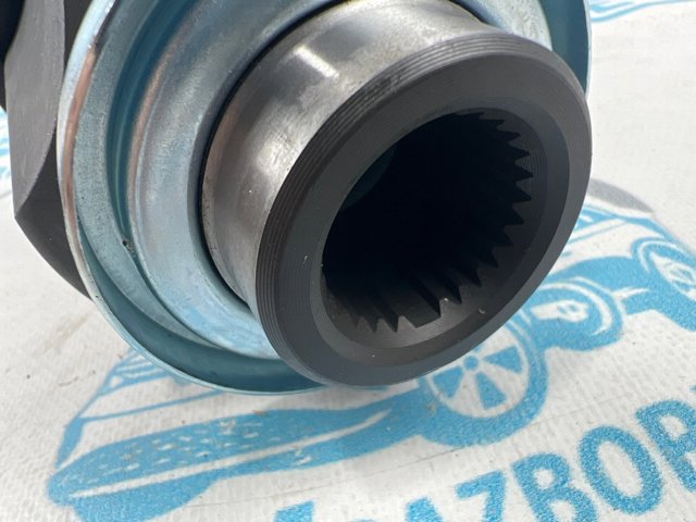 Привід правий 495002E900 MARKET (OEM)