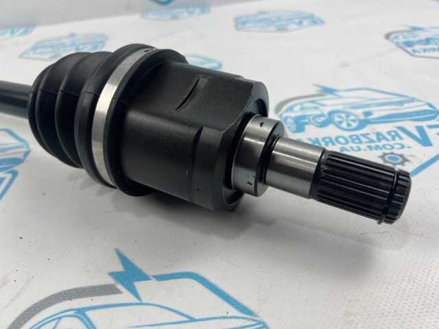 Привід правий 495002L010 MARKET (OEM)