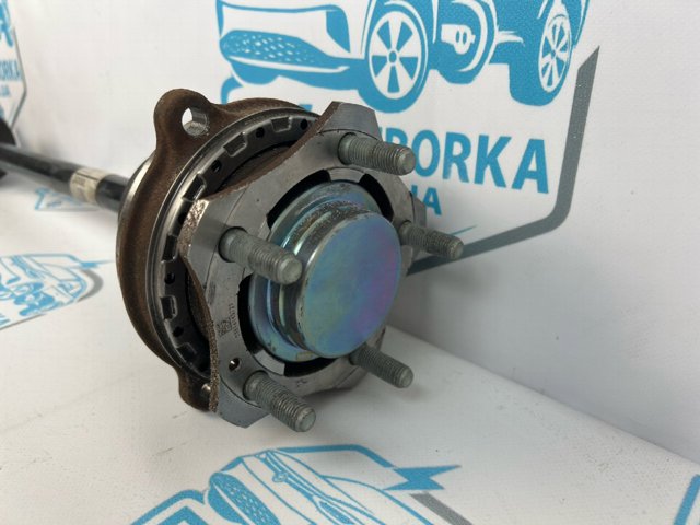 Піввісь задня, ліва 49800GI000 HYUNDAI