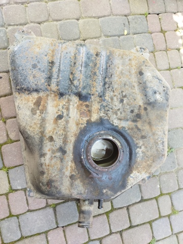 Бензобак 1327042080 FIAT
