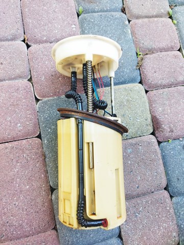 Паливний насос 1328162080 FIAT