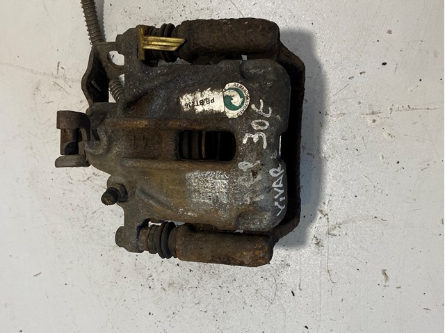 Задній гальмівний супорт лівий 7711135704 RENAULT