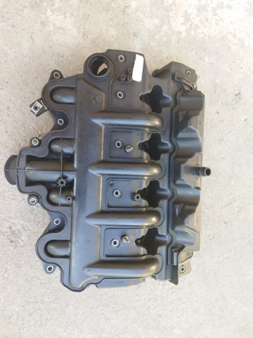 Кришка клапанів Renault Trafic 2