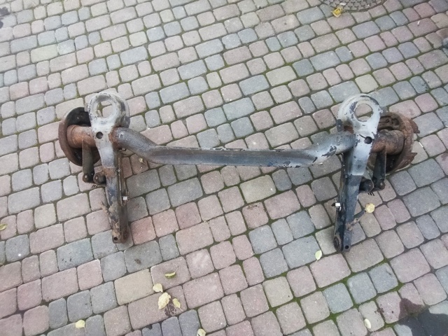 Балка задньої підвіски поперечна 9467558688 FIAT