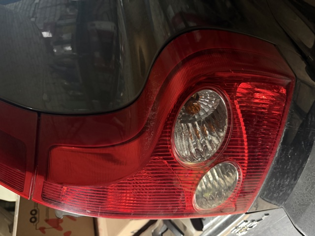 Задній правий стоп 30612810 VOLVO