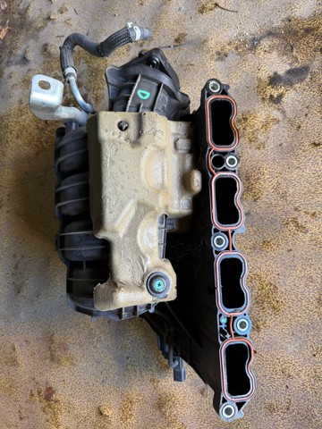 Колектор впускний 17120F0010 TOYOTA