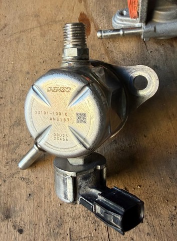 Насос паливний високого тиску (ПНВТ) - DIESEL 23101F0010 TOYOTA