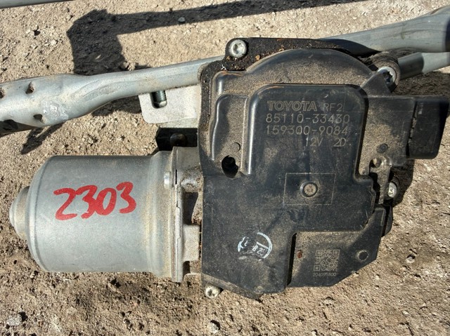 Мотор двірника 8511033430 TOYOTA