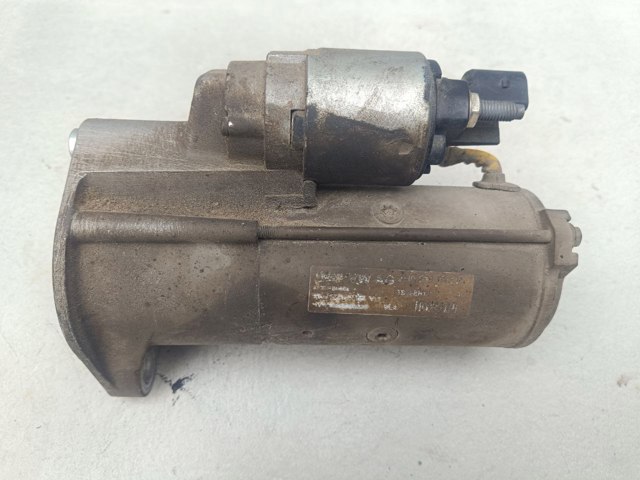 Стартер автомобільний 2H0911023F VAG