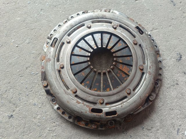 Пелюстковий кошик зчеплення 3082000396 VAG