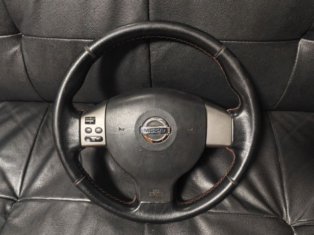 Рульове колесо 484309U020 NISSAN