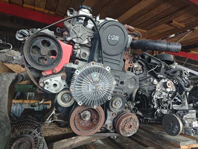 Двигун у зборі 4D56 MITSUBISHI