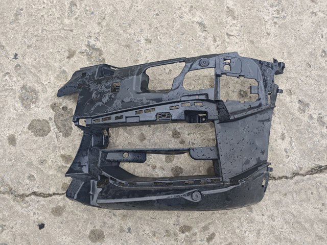 Кронштейн кріплення протитуманной фари, лівої 51118064967 BMW