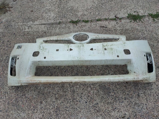 Бампер передній в зборі 5211947080 TOYOTA