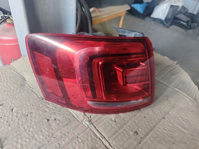 5C6945207 VAG