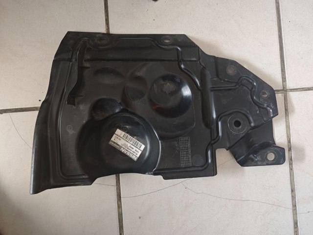 Захист двигуна, правий 648384BA0A NISSAN