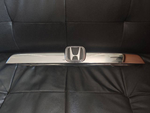 Молдинг кришки багажника 74890SWWE01 HONDA