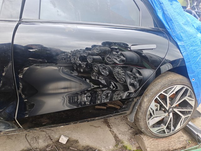 Двері задні 77003KL000 HYUNDAI