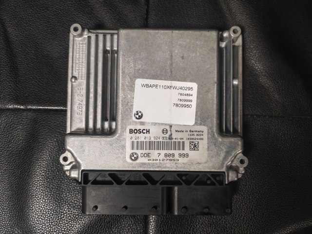 Модуль управління двигуном 7809999 BMW