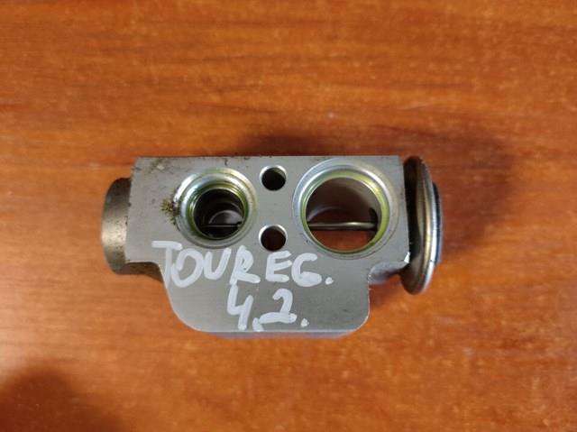 Клапан trv кондиционера touareg 2003-2006 4.2 бензин (52407548d05) 7L0820679A