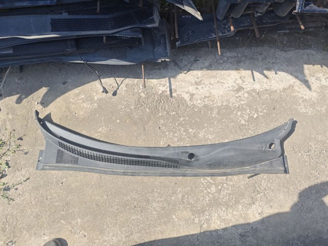 Водостік лобового скла, жабо 861503K001 HYUNDAI