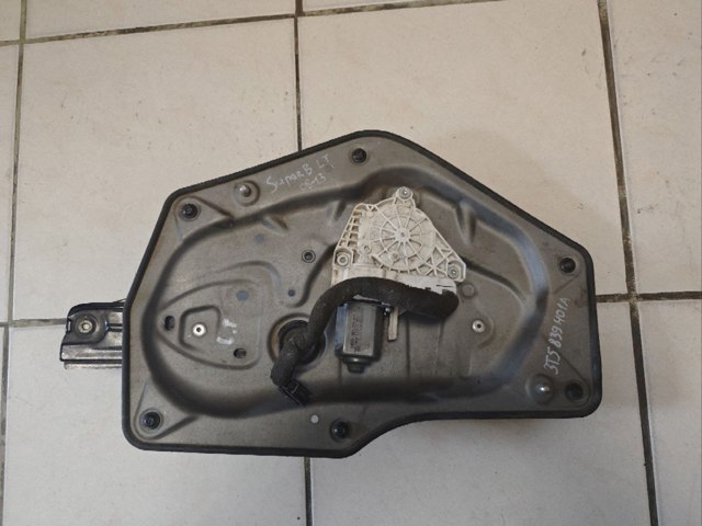 Моторчик склопідйомника двері задніх, лівих 8K0959811A VAG