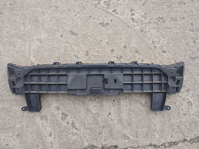Кронштейн решітки радіатора 8R0853692B VAG