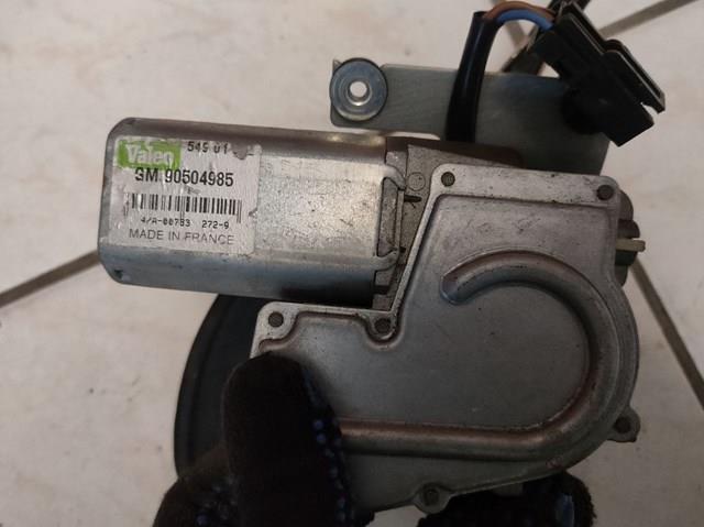 Двигун склоочисника заднього скла 90504985 OPEL