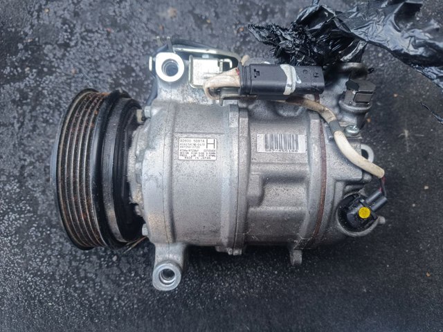 Компресор кондиціонера 926005DB1A NISSAN