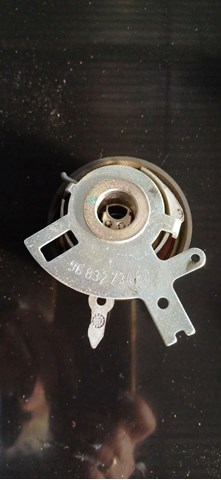 Ролик натяжителя газорозподільного ременя 9683273480 PEUGEOT