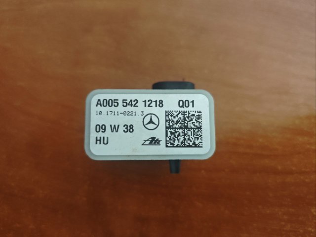 Датчик вертикального прискорення A0055421218 MERCEDES