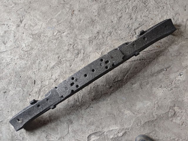 Наповнювач бампера переднього A1688851037 MERCEDES