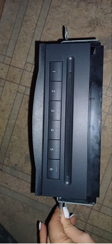 Магнітола A2118705390 MERCEDES